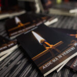 Sabina Lisievici a lansat al 5-lea volum de poezii: intitulat „Arde-mă în Versuri”